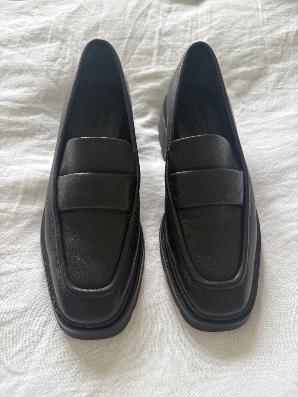 VINCE loafers